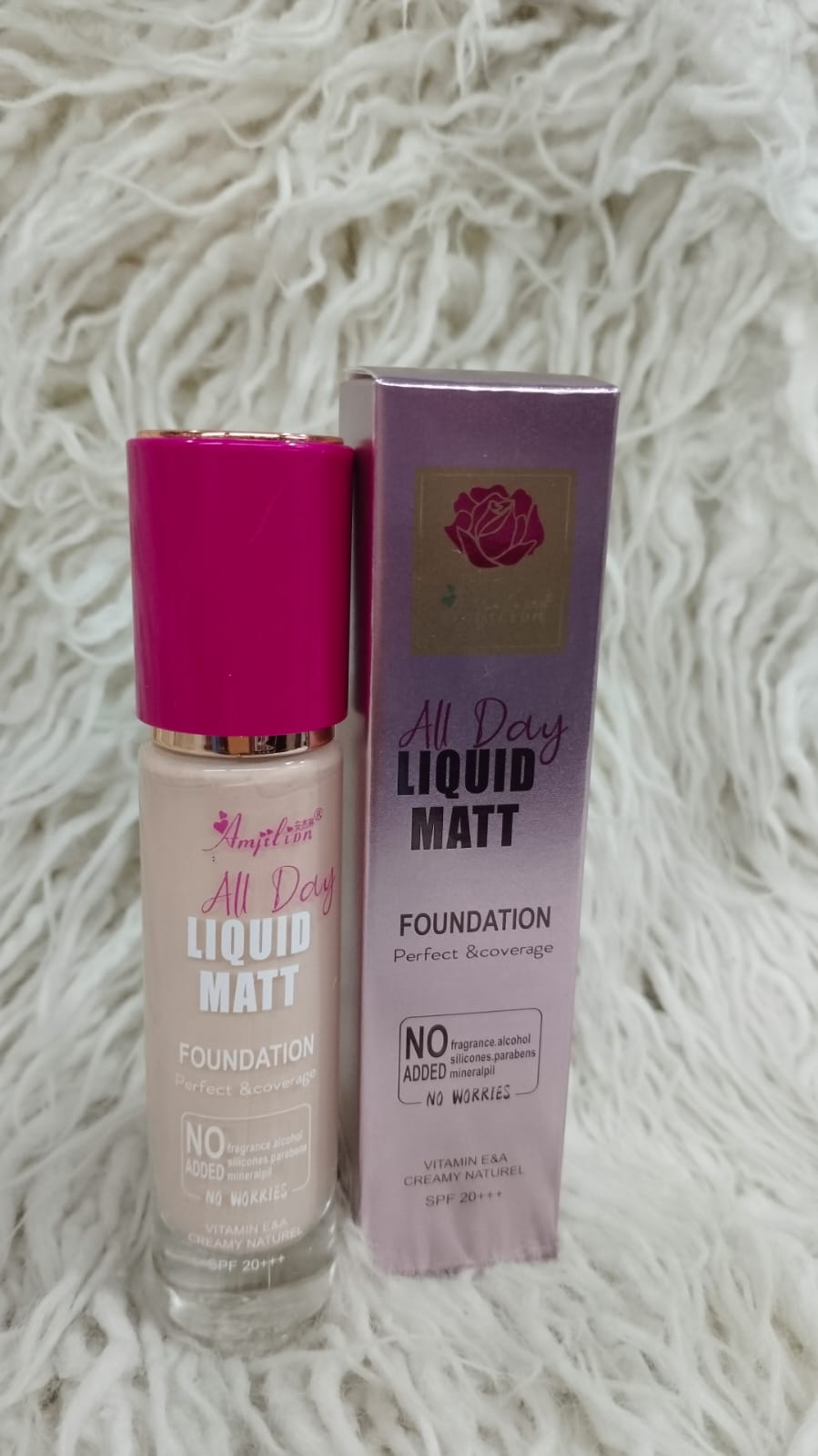 All day liquid matte waterproof foundation