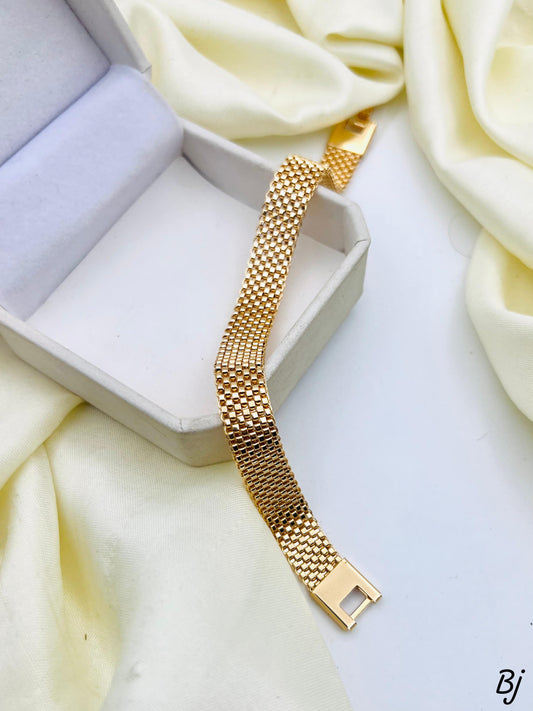 Fancy Gold Plated Stainless Steel Hand Bracelets for Her 💖