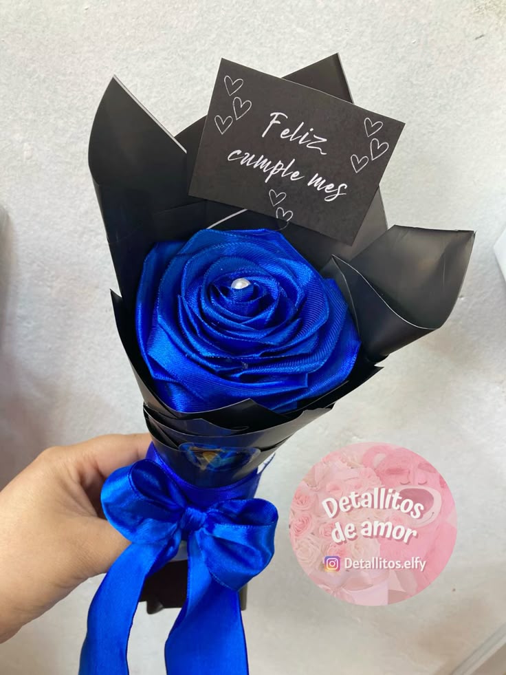 Elegant Blue Rose Bouquet with luxury wrapping – perfect for birthdays & weddings”